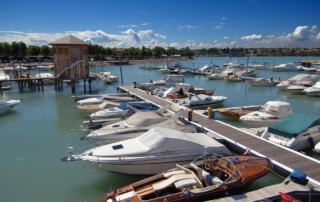 18 – Lucciola su pontili alluminio